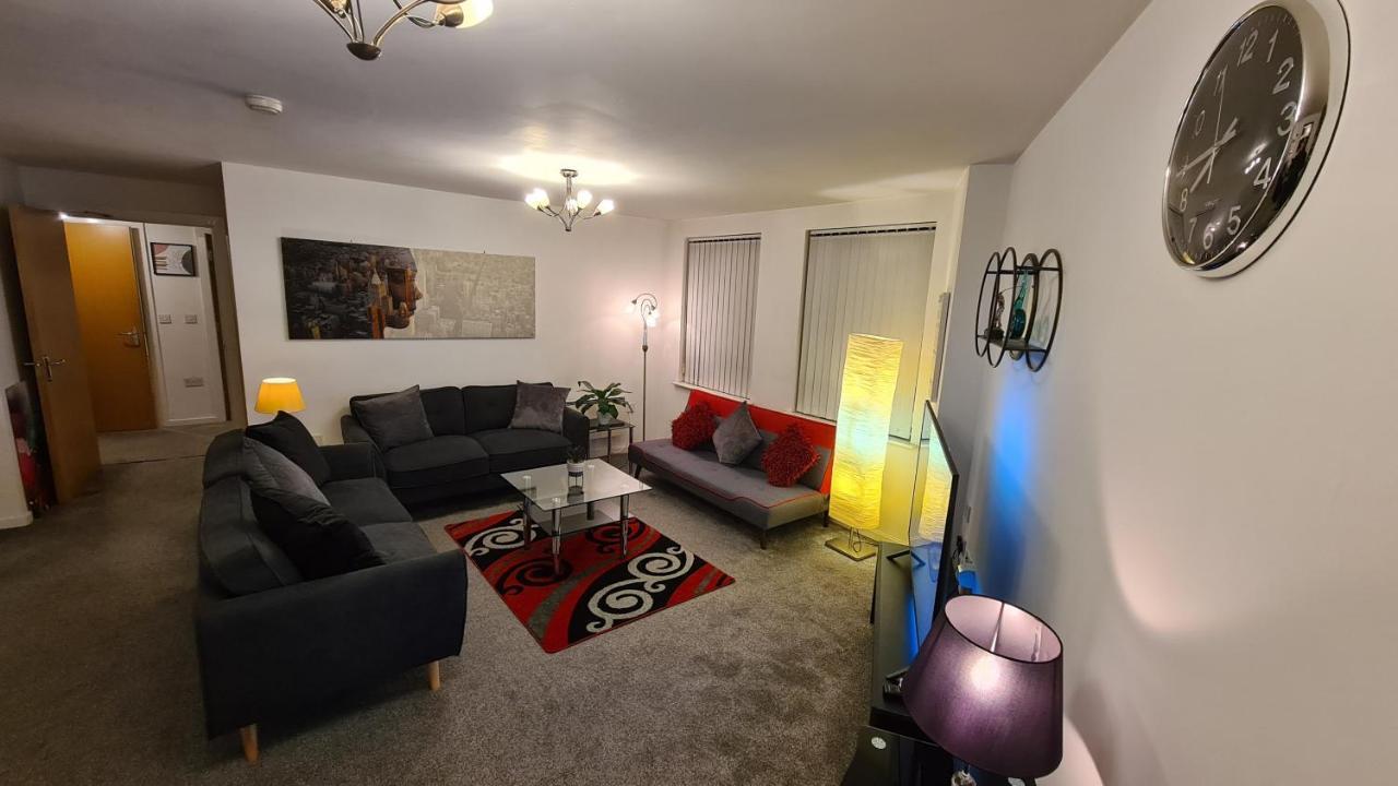 Luxury 2 Bed Apt With Free Wi-Fi & Parking Manchester Ngoại thất bức ảnh