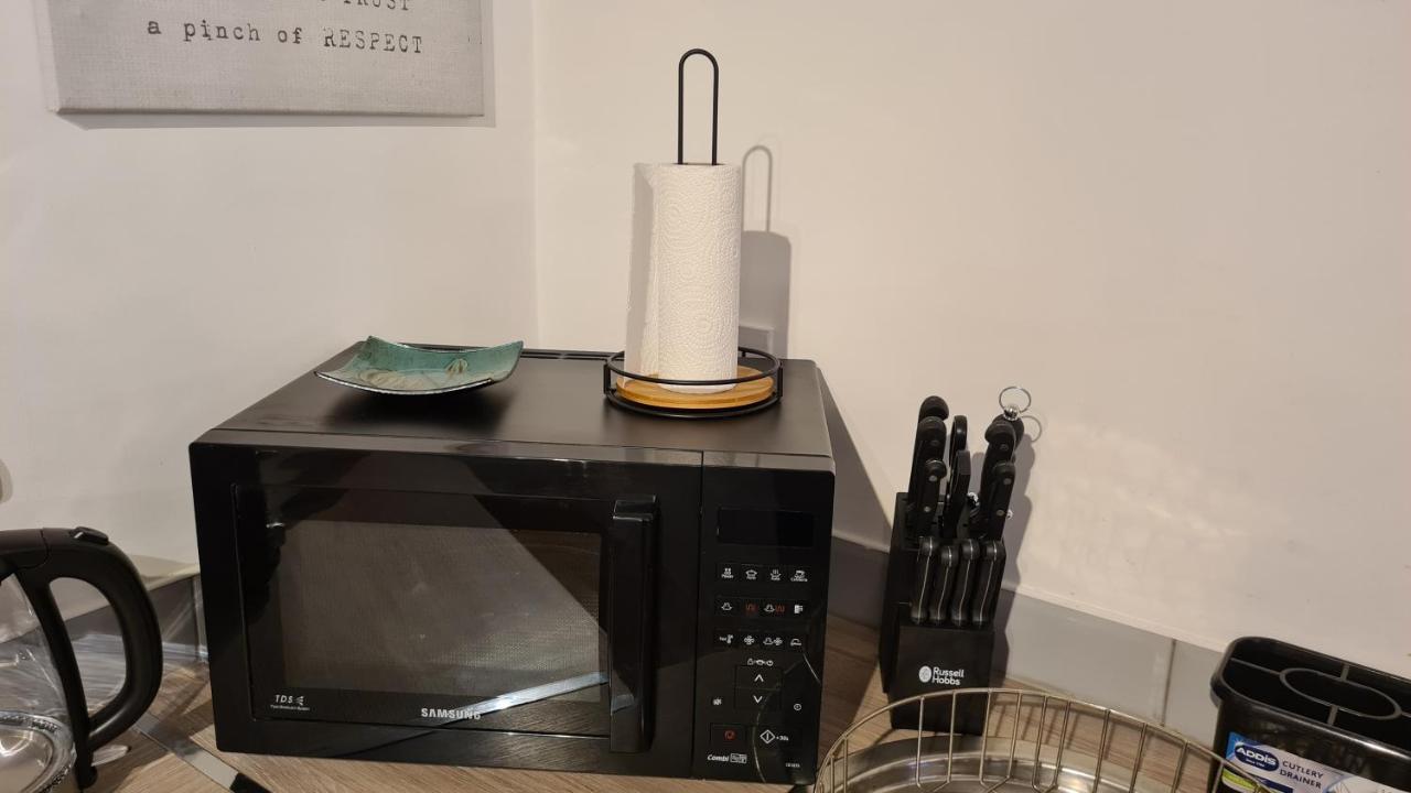 Luxury 2 Bed Apt With Free Wi-Fi & Parking Manchester Ngoại thất bức ảnh